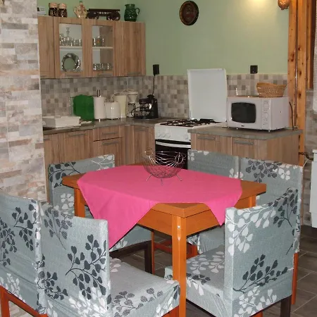 Zsiga Apartmanhaz Balatonszabadi