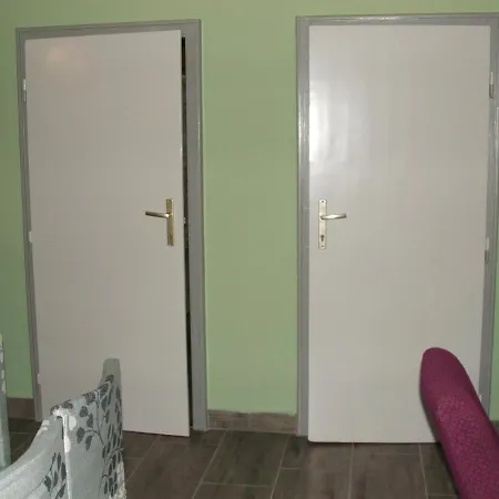 Zsiga Apartmanhaz *